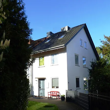 Gaestezimmer Im Hamburger Norden - Nahe Eurofh Und Ils Exterior photo
